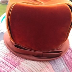 Vintage Pogue's ladies hat with original box